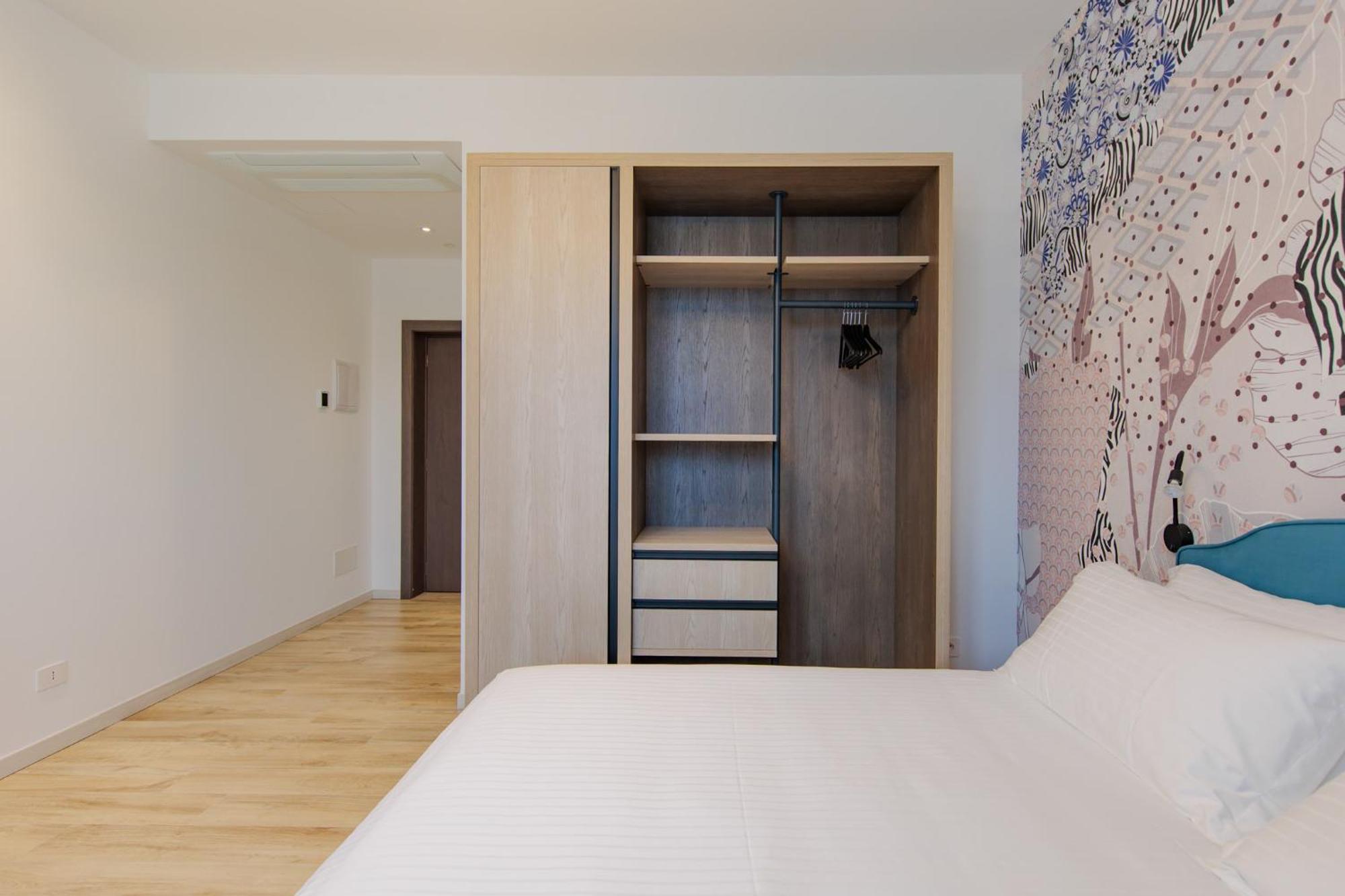 Ophelia Hotel Cazzago San Martino 外观 照片